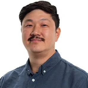 Mike Ryu headshot